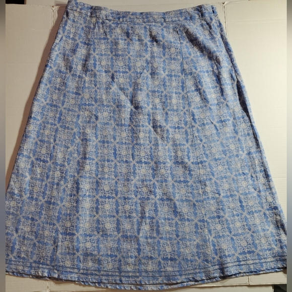 L.L. Bean Dresses & Skirts - L.L. Bean 18 Petite Light Blue Printed A-Line Maxi Skirt